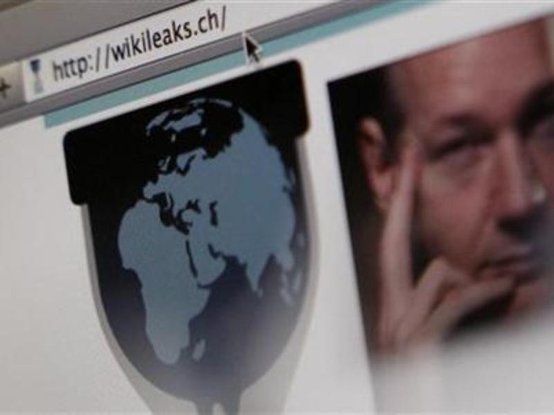 WikiLeaks tung đoạn ghi âm tố giác bê bối tham nhũng 1 tỉ USD dính đến các quan chức ở Nhà Trắng - Ảnh: Reuters