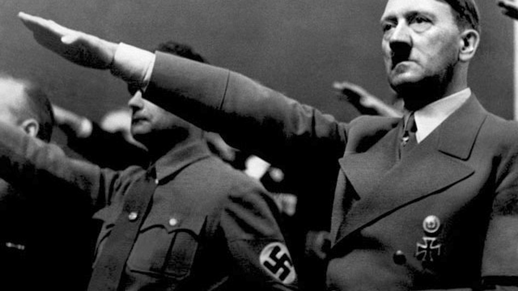 Trùm phát xít Đức Adolf Hitler được cho chỉ có 1 tinh hoàn - Ảnh: AFP