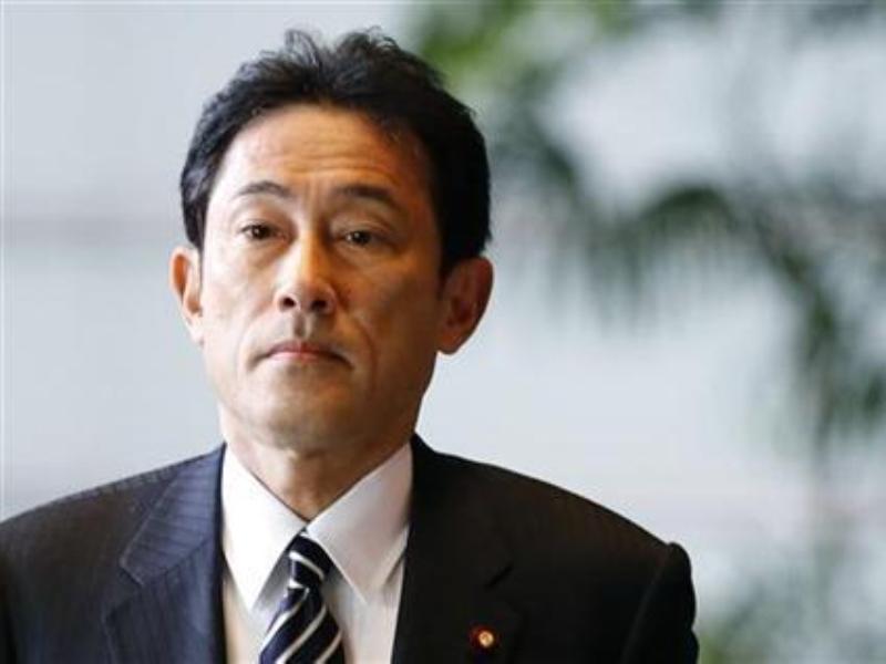 Ngoại trưởng Nhật Bản Fumio Kishida - Ảnh: Reuters