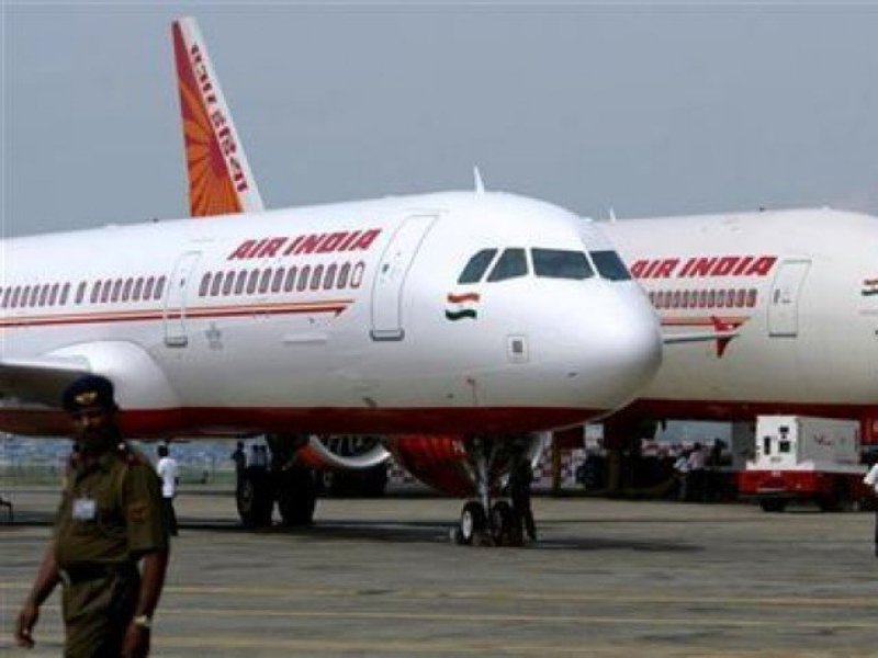 Máy bay của hãng Air India, Ấn Độ - Ảnh: Reuters