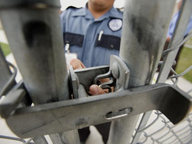 46 quản giáo nhà tù bị bắt vì nhận hối lộ ở bang Georgia (Mỹ) - Ảnh: AFP