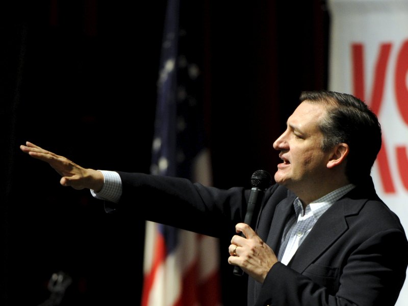 Thượng nghị sĩ Ted Cruz (đảng Cộng hòa) vừa giành chiến thắng trong vòng bầu cử sơ bộ ở bang Kansas và Maine ngày 5.3 - Ảnh: Reuters