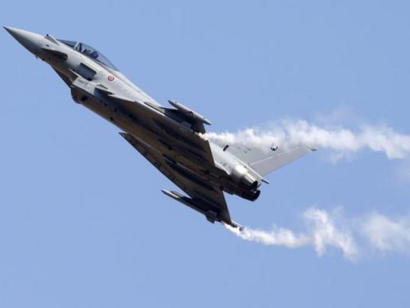 Chiến đấu cơ Typhoon trong một triển lãm hàng không năm 2012 - Ảnh: Reuters