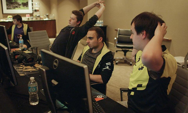 Dota 2: TI4 - Diễn biến ng&agrave;y thi đấu thứ 7