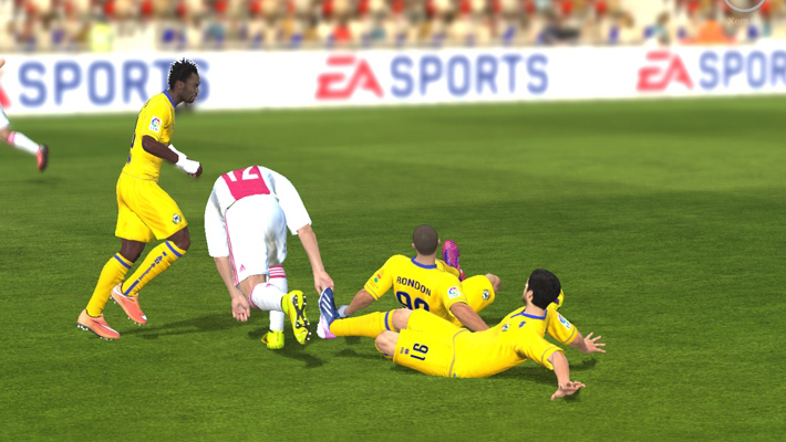 FIFA Online 3: Thế nào là một hàng phòng ngự đạt chuẩn