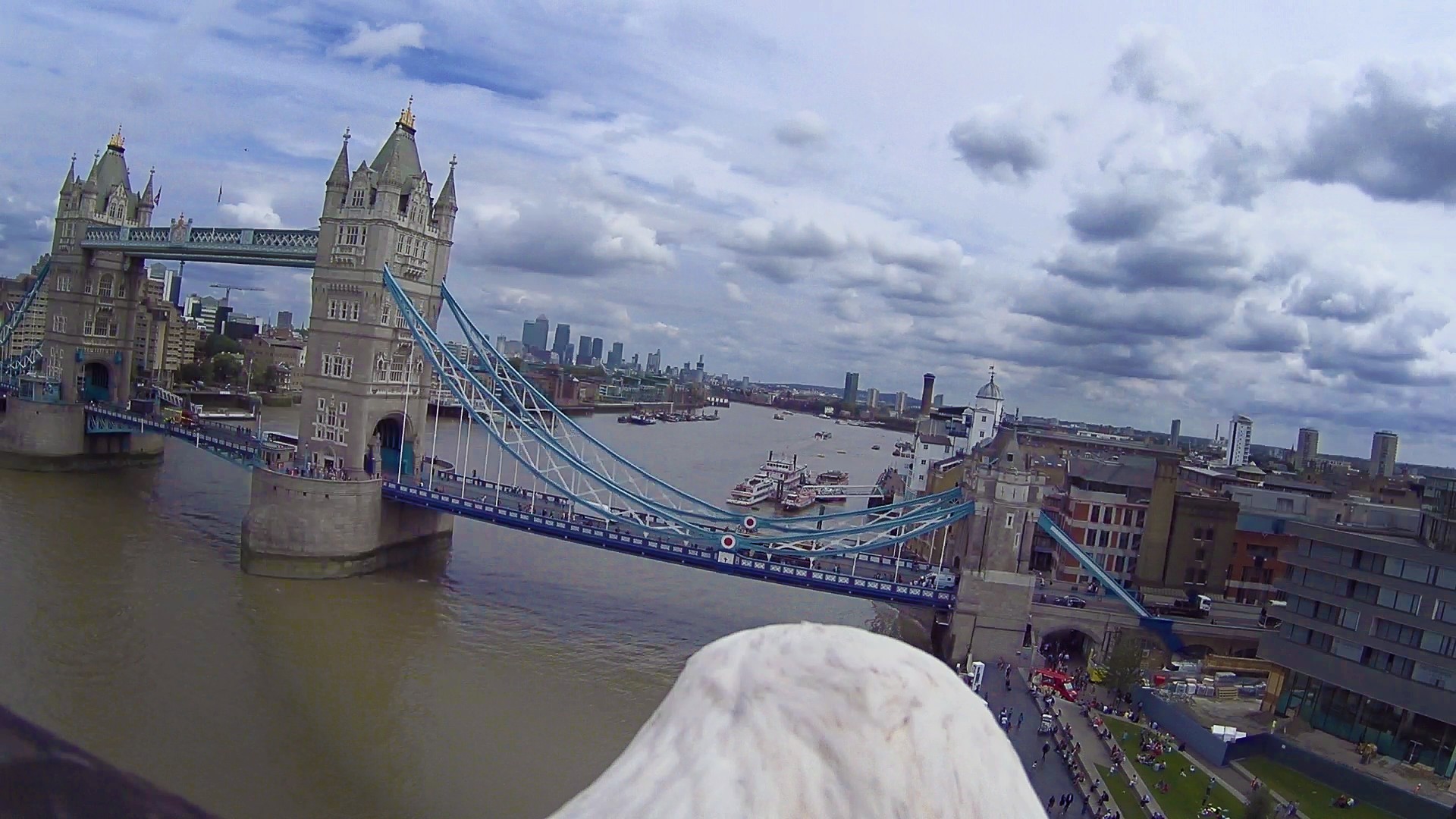 Trải nghiệm có 1 không 2: Thám hiểm London trên đôi cánh đại bàng