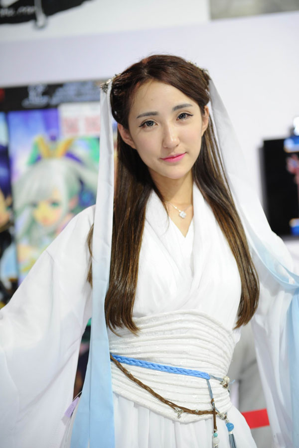 Đắm chìm trong rừng cosplay muôn màu tại ChinaJoy 2015