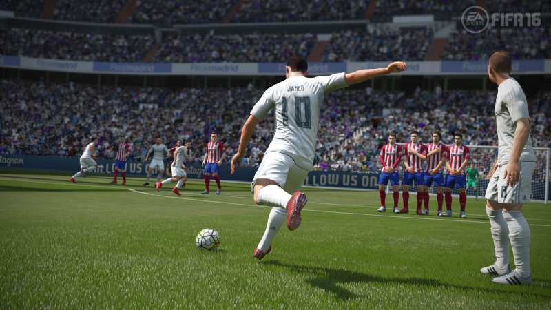 Hết hồn với chàng trai 17 tuổi 'đốt' gần 8.000 USD vào game FIFA 16