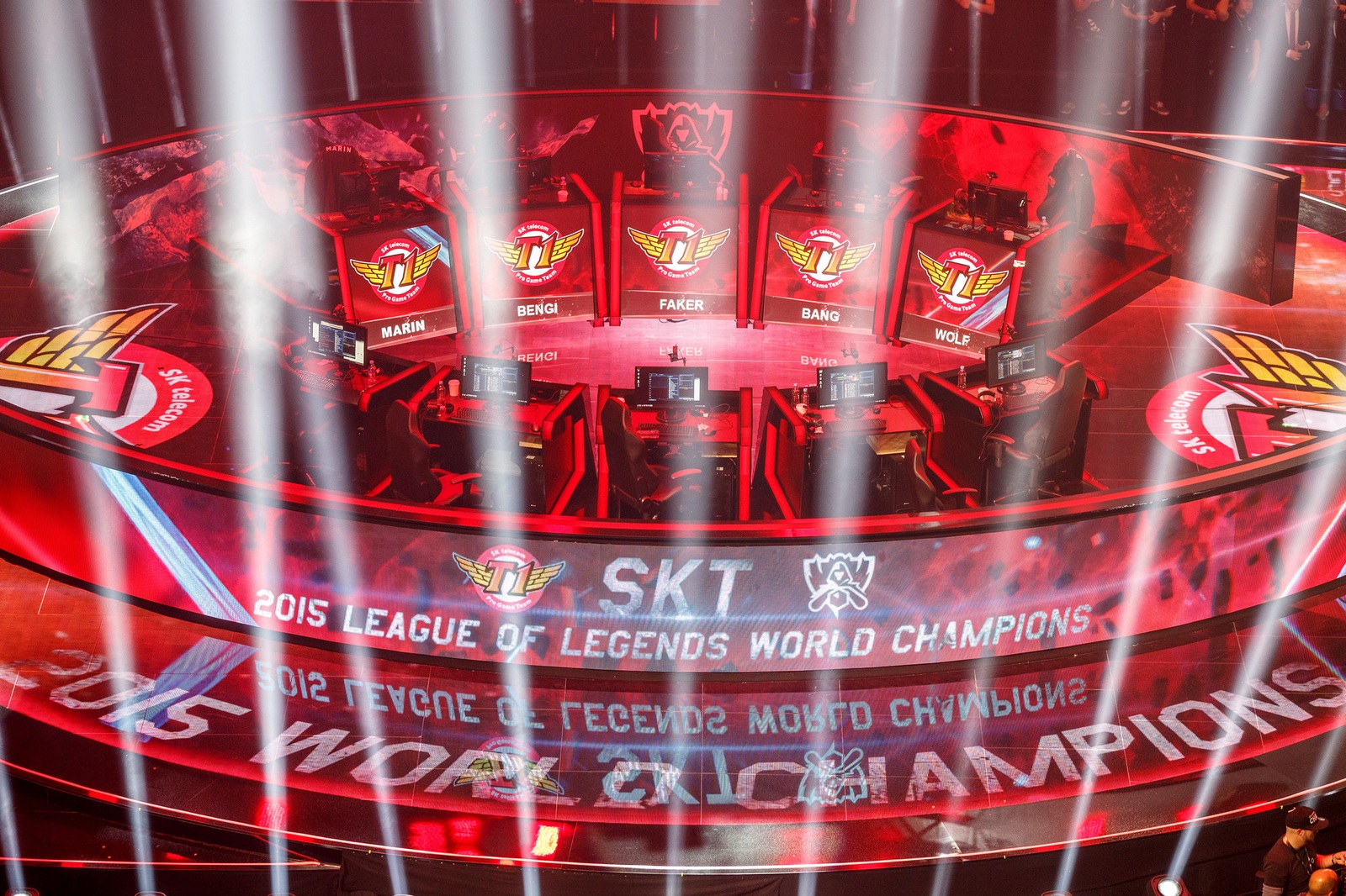 LMHT: SKT T1 chính thức trở thành ông vua mùa 2015
