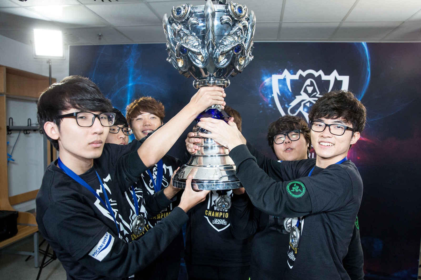 LMHT: SKT T1 chính thức trở thành ông vua mùa 2015