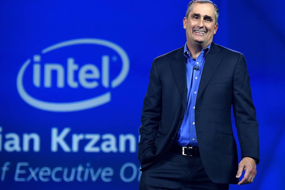 CEO Intel Brian Krzanich và tỉ phú Mark Cuban đánh LMHT để làm từ thiện