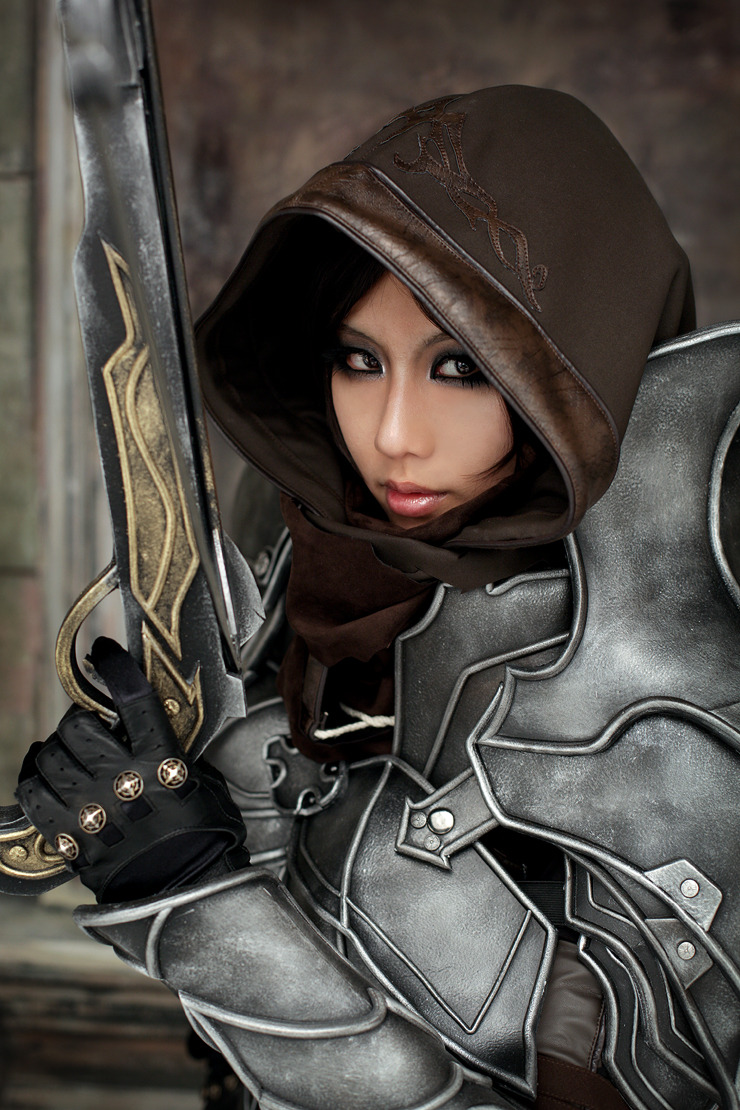 Cosplay Demon Hunter trong Diablo 3