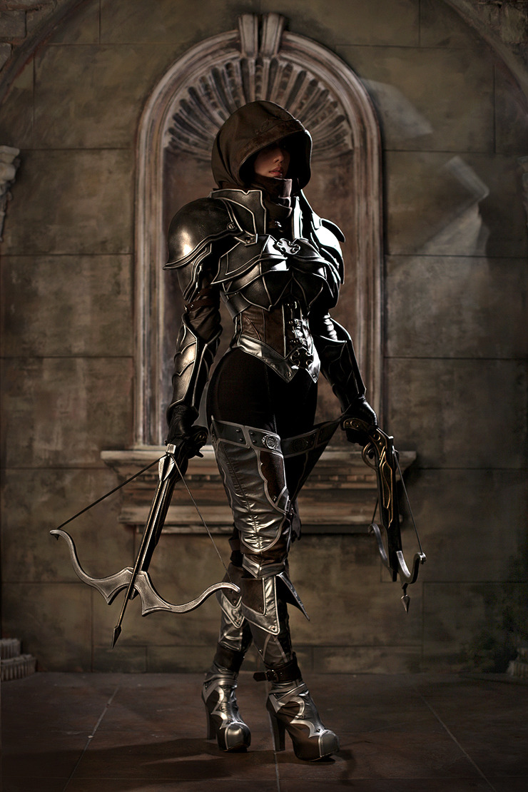 Cosplay Demon Hunter trong Diablo 3