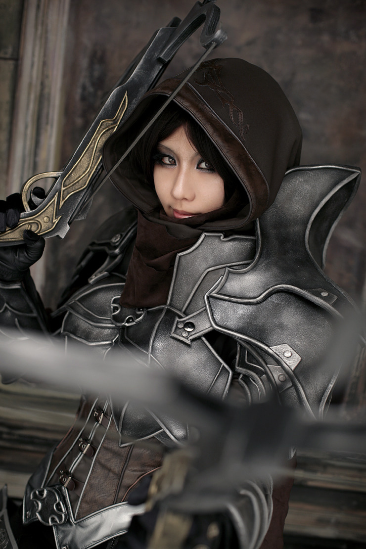 Cosplay Demon Hunter trong Diablo 3