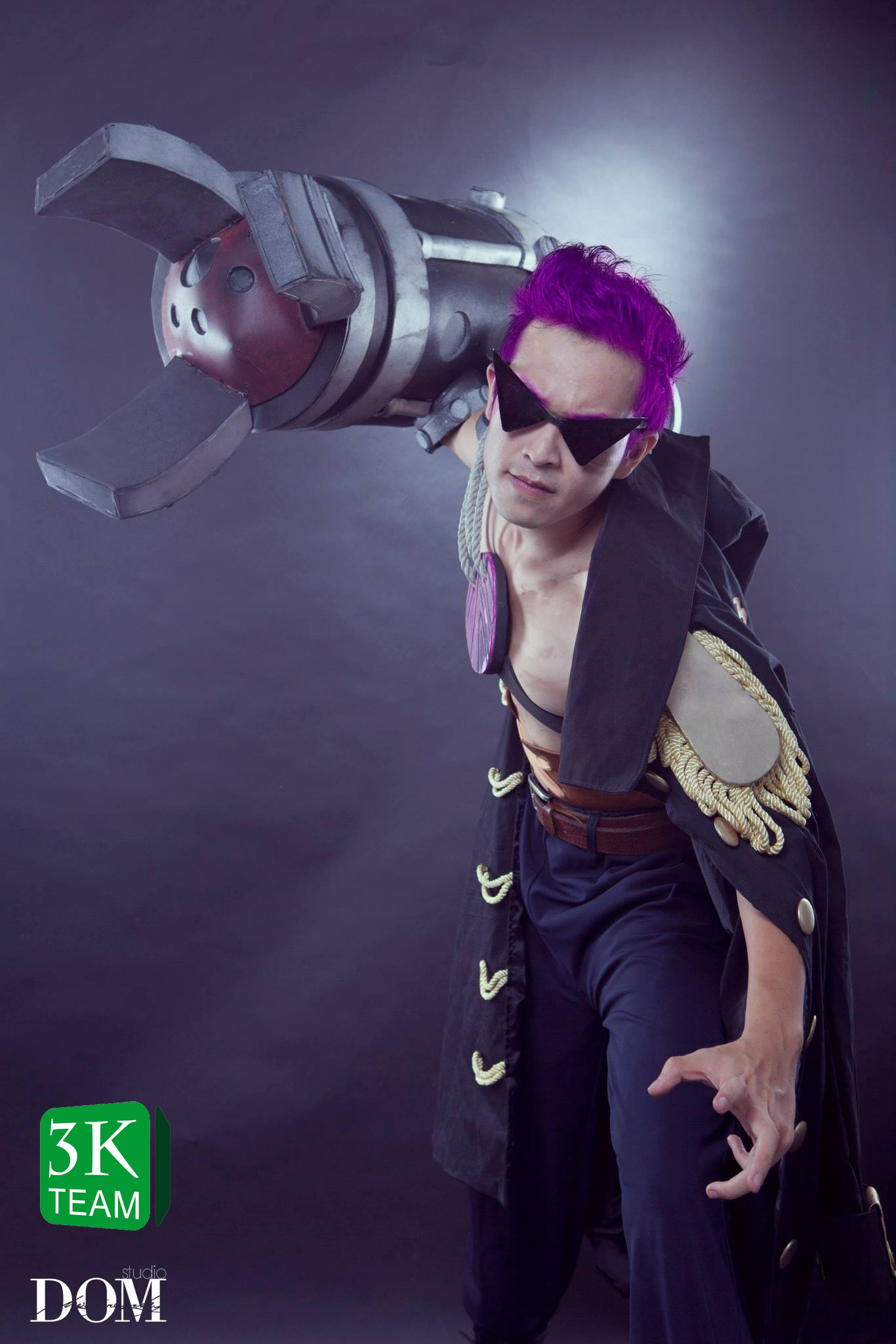 Coser Việt “chất lừ” trong cosplay Zephyr (OnePiece Z)