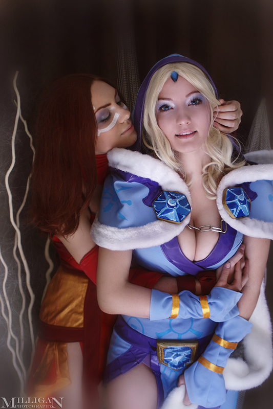 Dota 2: cosplay cực chất của Lina và Rylai