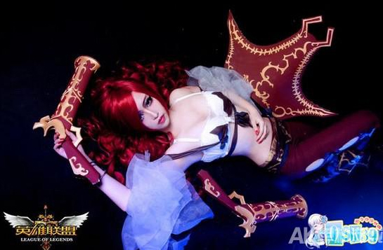 LMHT: cosplay Miss Fortune gợi cảm