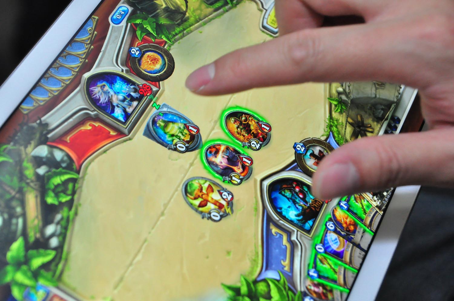 Hearthstone chính thức có mặt trên iPad khắp thế giới