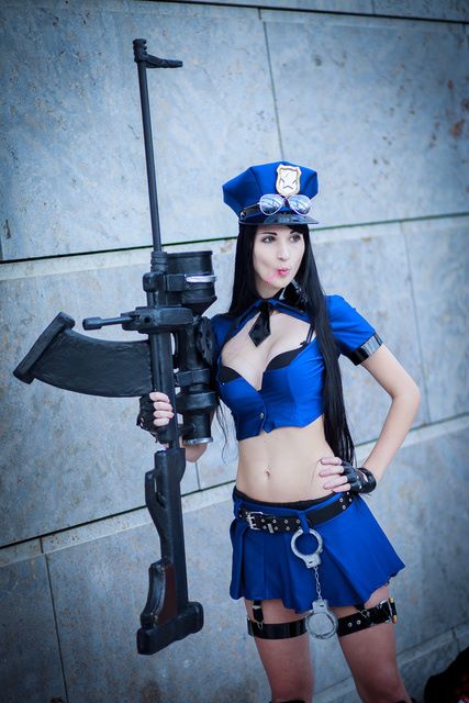 LMHT: cosplay Cảnh sát trưởng Caitlyn
