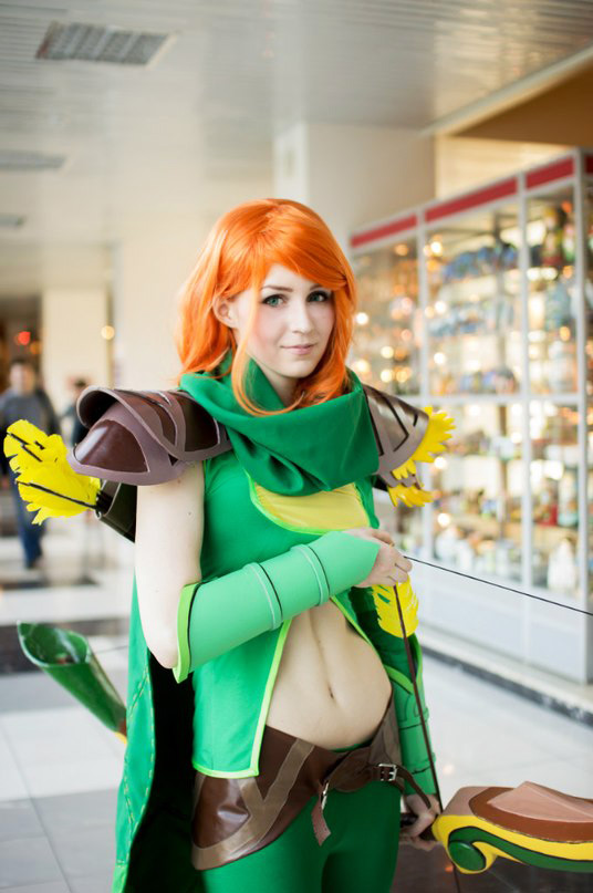 Dota 2: cosplay Windranger và Templar Assassin