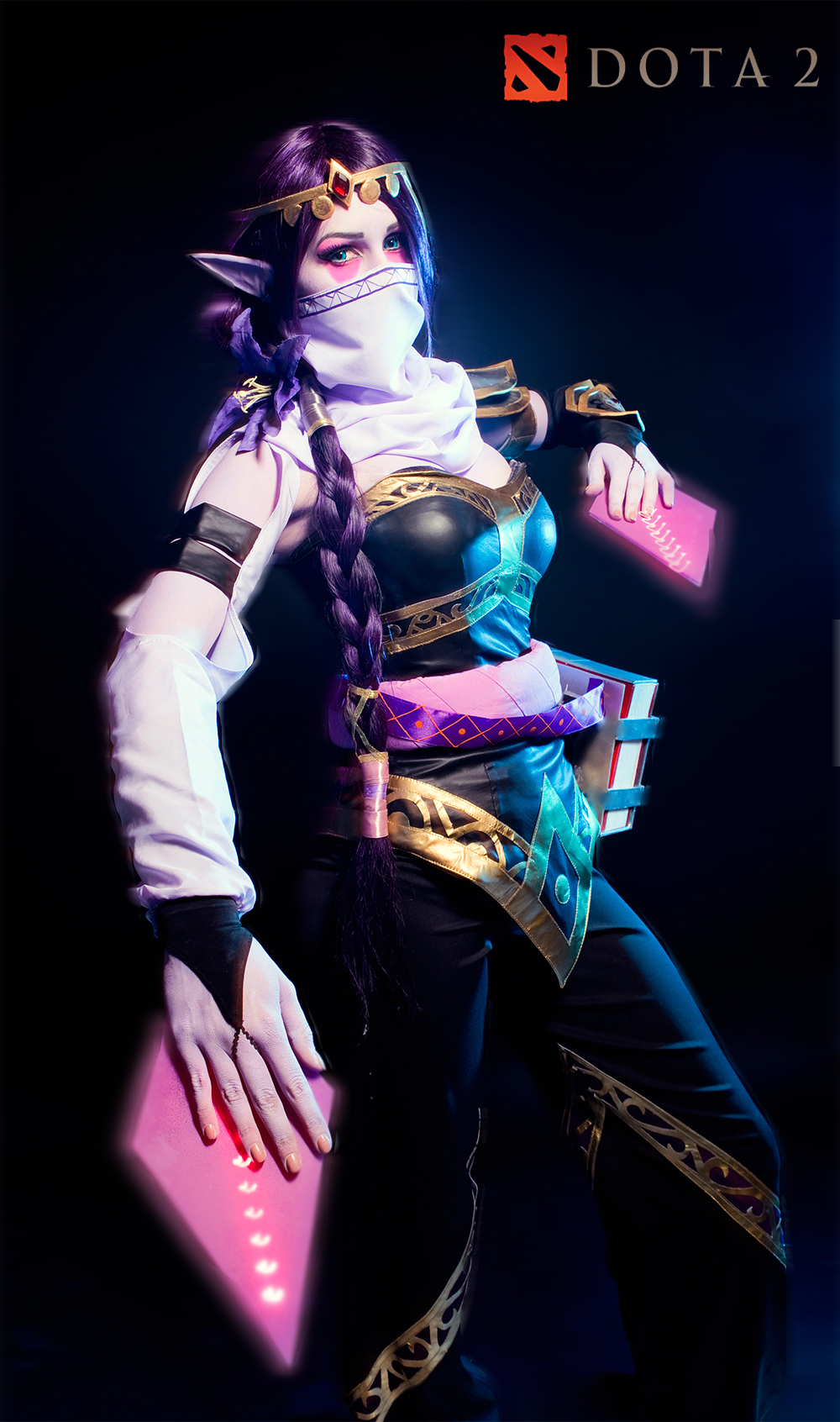 Dota 2: cosplay Windranger và Templar Assassin