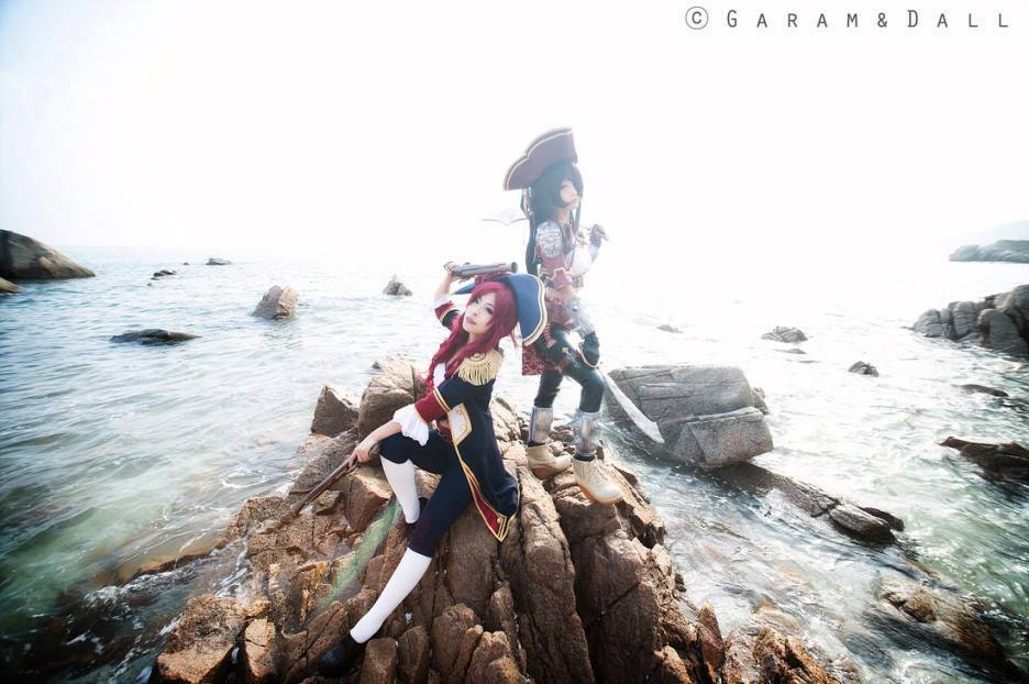 LMHT: cosplay Katarina đọ dáng cùng Miss Fortune