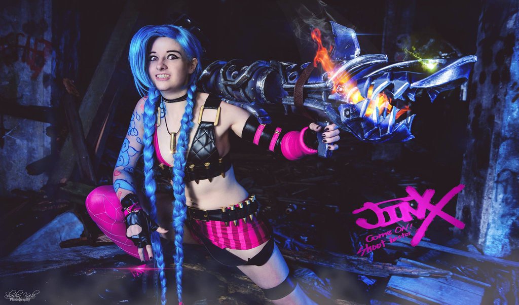 LMHT: Chiêm ngưỡng cosplay Jinx, Ahri và Caitlyn