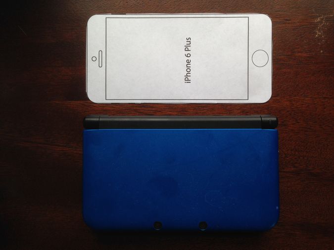So sánh kích thước iPhone 6 Plus với PS Vita và 3DS