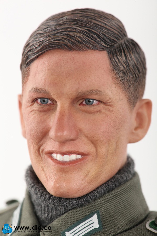 Danh thủ Schweinsteiger bị biến thành… mô hình lính Đức Quốc xã