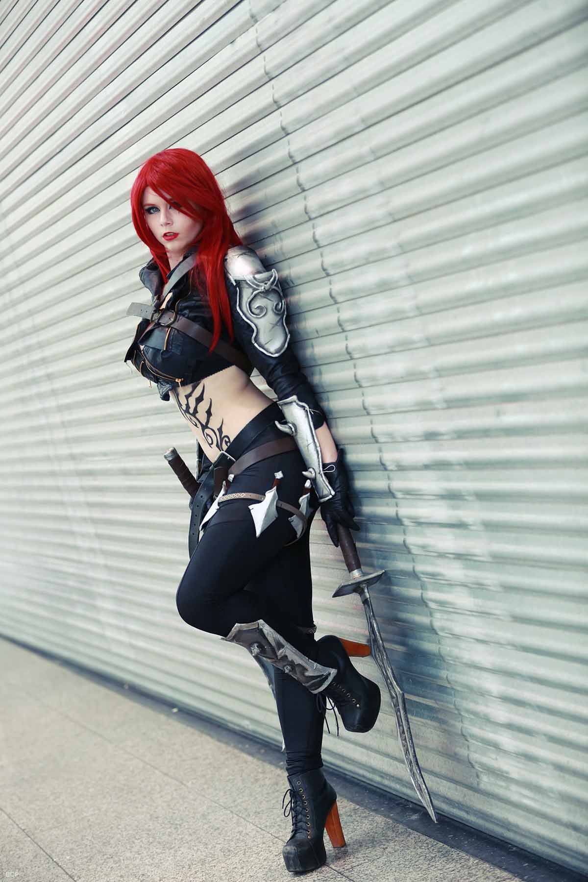 Cosplay LMHT: Hóa thân Nidalee và Katarina cực chất của nữ cosplayer Đức