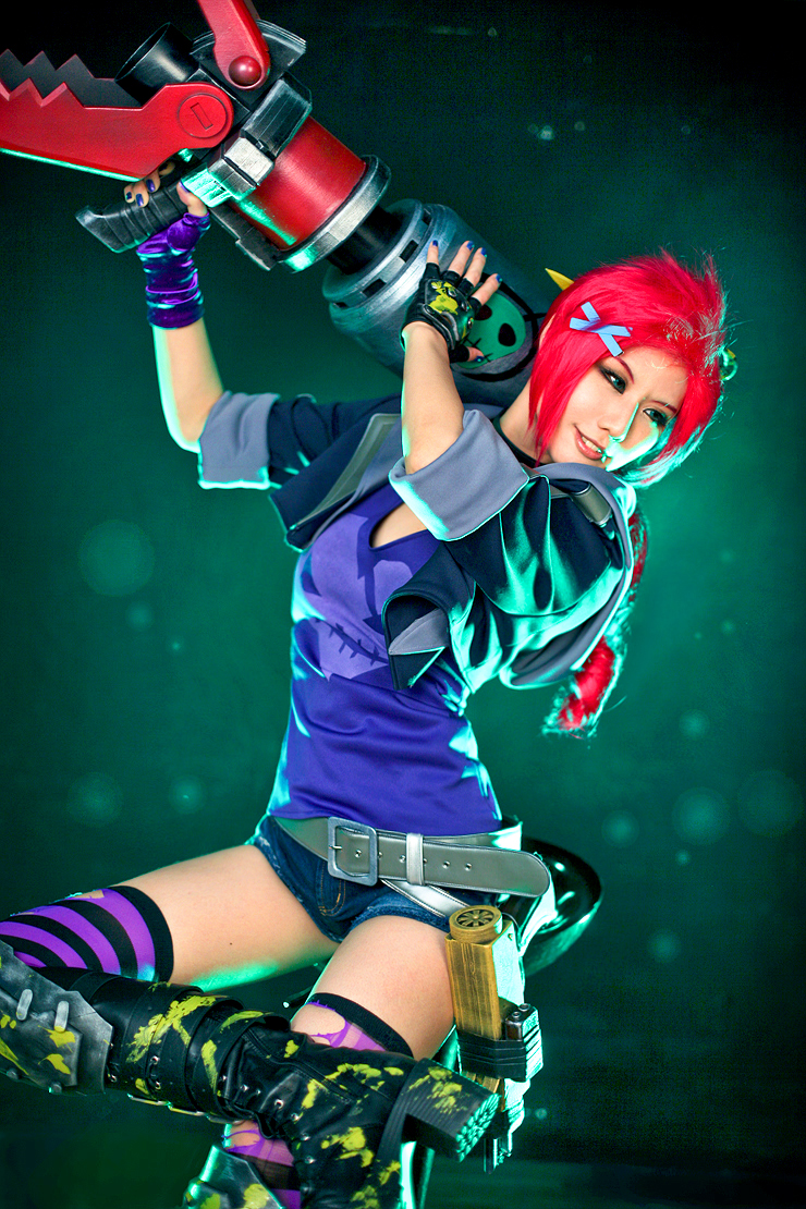 Cosplay LMHT: Tasha hóa thân dũng sĩ diệt zombie Jinx