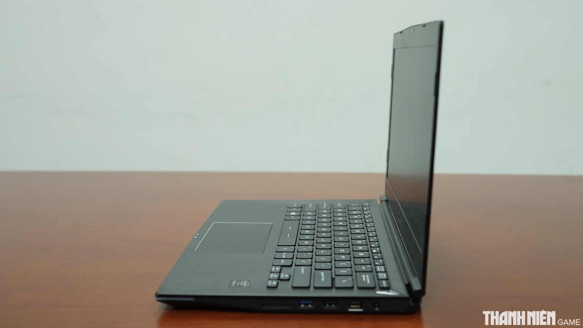 Đánh giá nhanh: Laptop MSI GS30 2M Shadow - Đẹp, hấp dẫn nhưng phải cải tiến nhiều