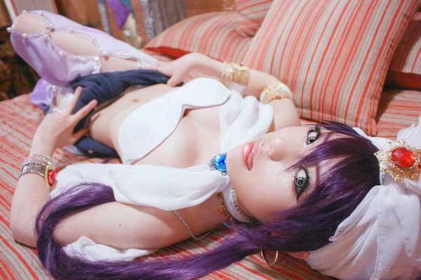 Cosplay: Những nữ tướng xinh đẹp của Liên Minh Huyền Thoại