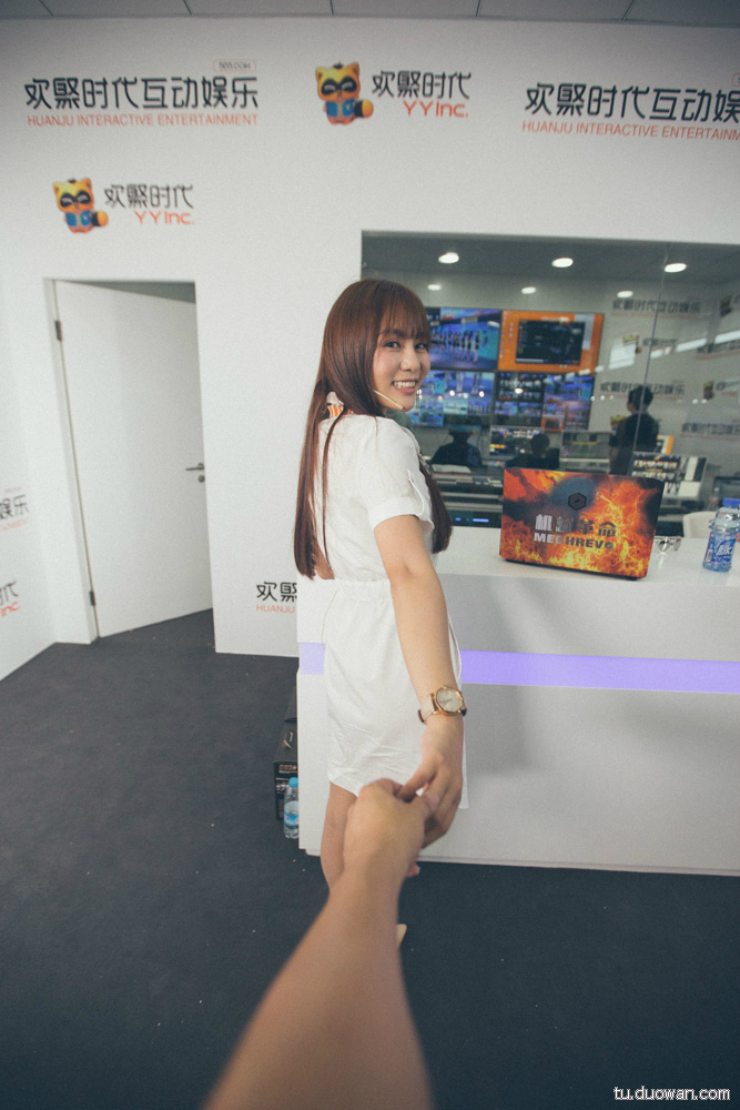 Dễ thương bộ ảnh ‘Theo em đi khắp ChinaJoy 2015’