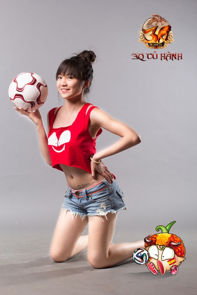 Hotgirl Củ hành chụp ảnh Nóng cùng World Cup