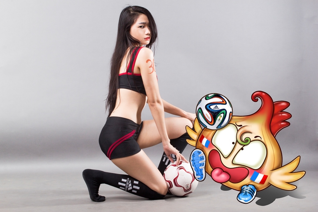 Hotgirl Củ hành chụp ảnh Nóng cùng World Cup