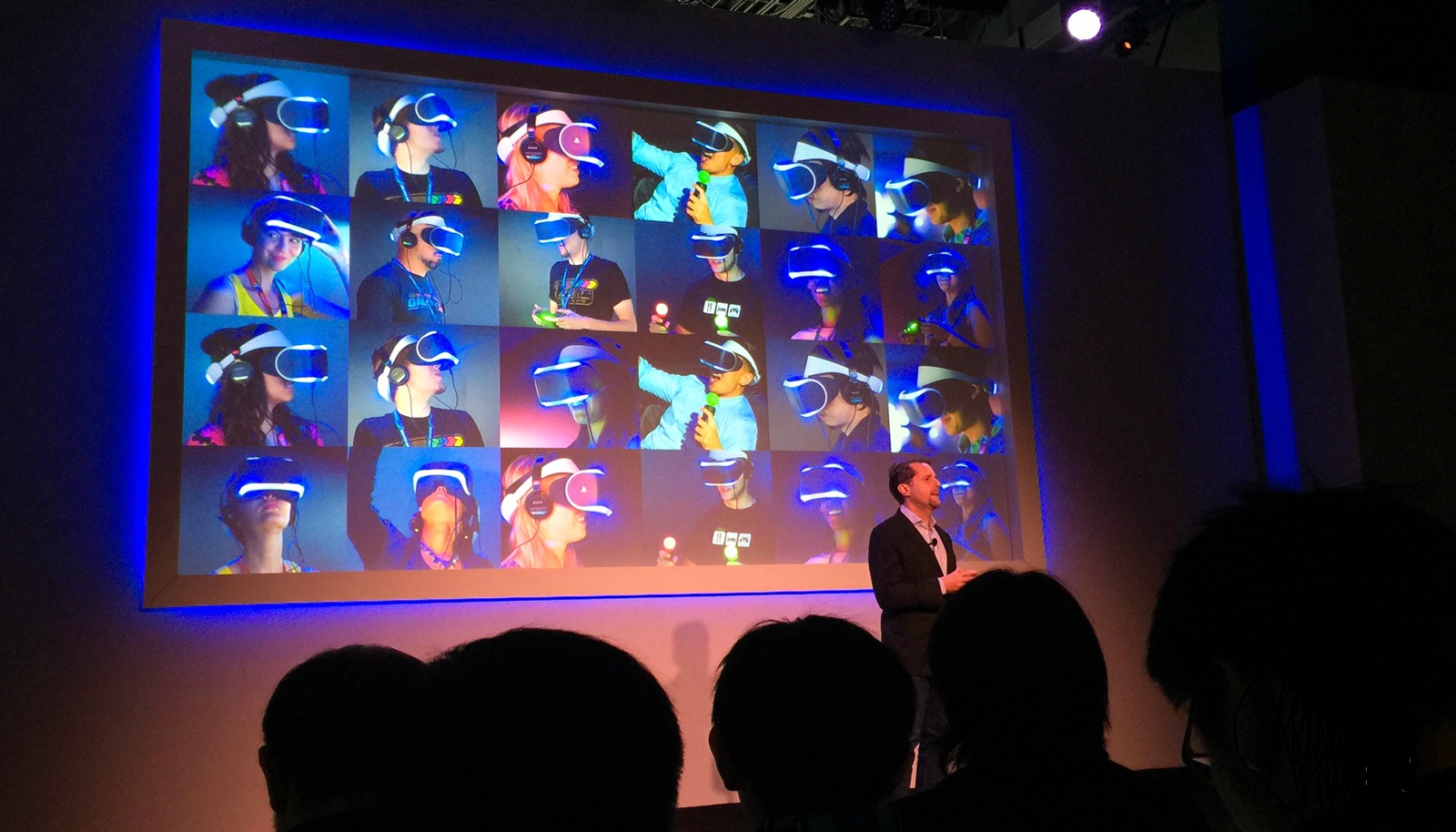 Kính thực tế ảo PlayStation VR rẻ hơn Oculus Rift 200 USD, ra mắt vào tháng 10