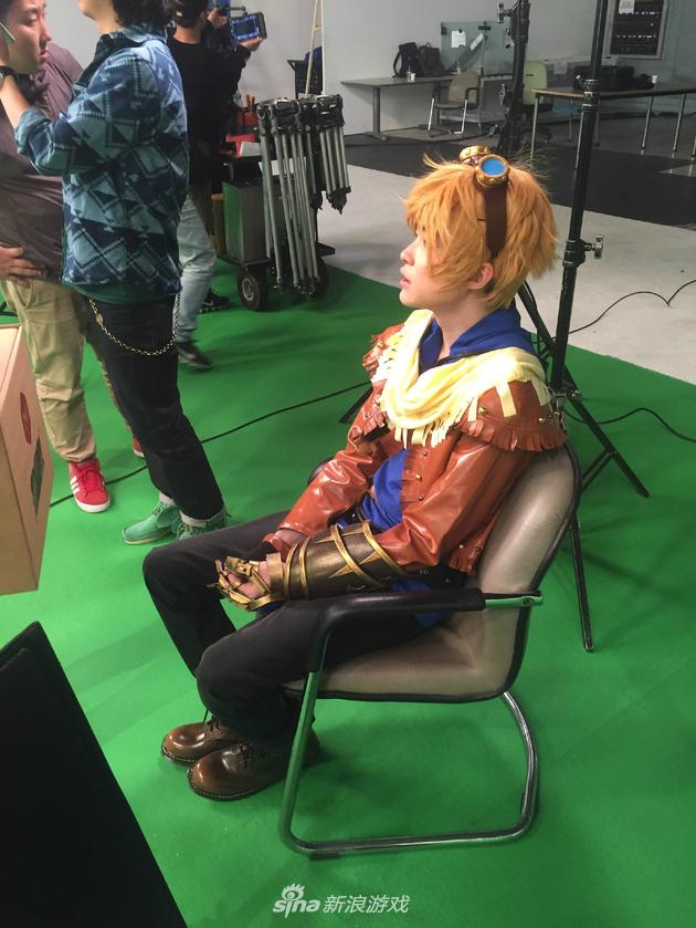 LMHT: Faker cosplay Ezreal còn thua xa 'trai đẹp' Flame