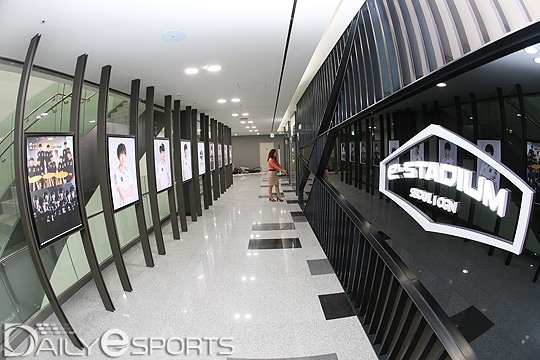 LMHT: 'Mê hồn' với nhà thi đấu mới dành riêng cho eSports của Hàn Quốc