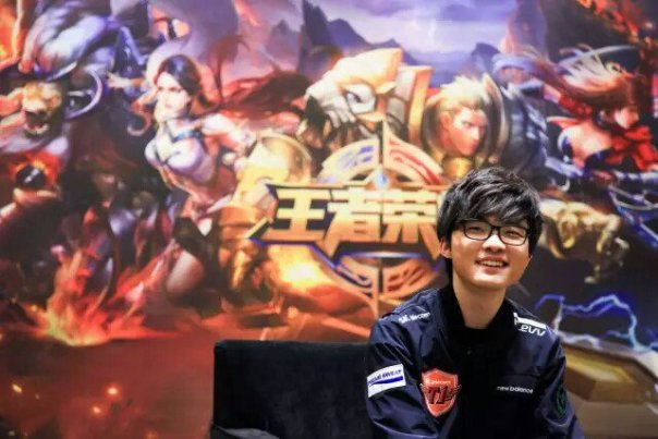 ChinaJoy 2016: Faker đột ngột xuất hiện để quảng bá cho gian hàng của Longzhu