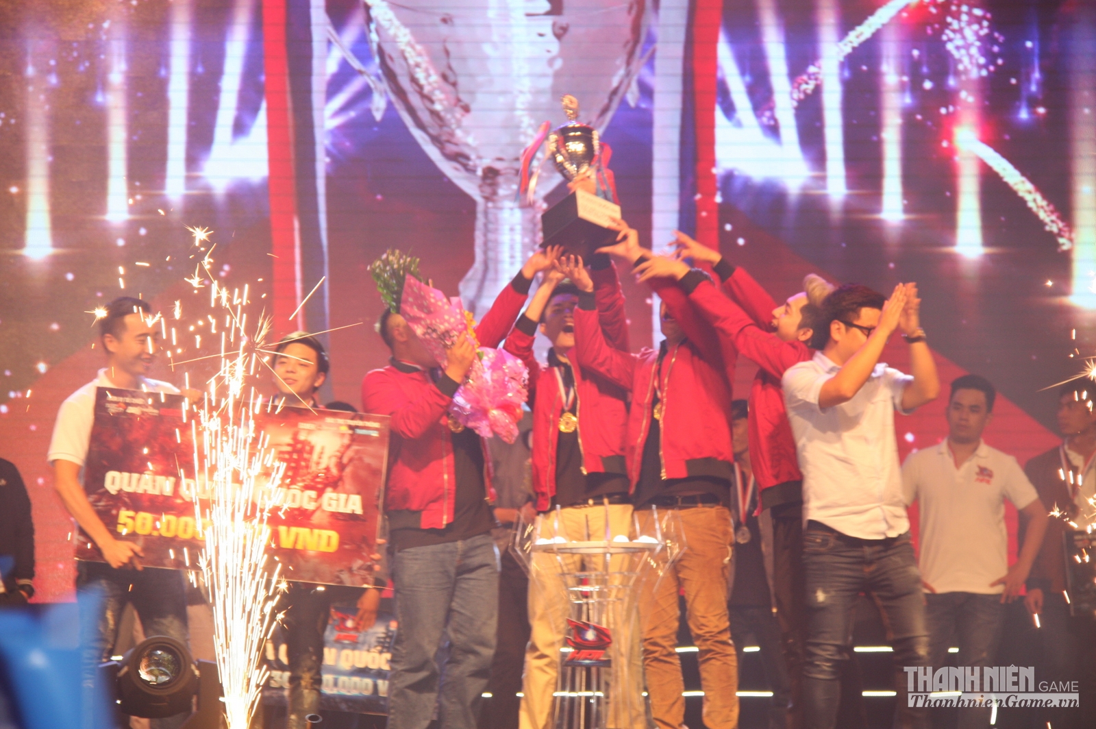 Hero Pro Leaguage Việt Nam 2016: ProGK lên ngôi vô địch.
