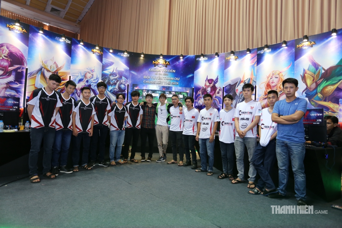 Huyền Thoại MOBA eSports