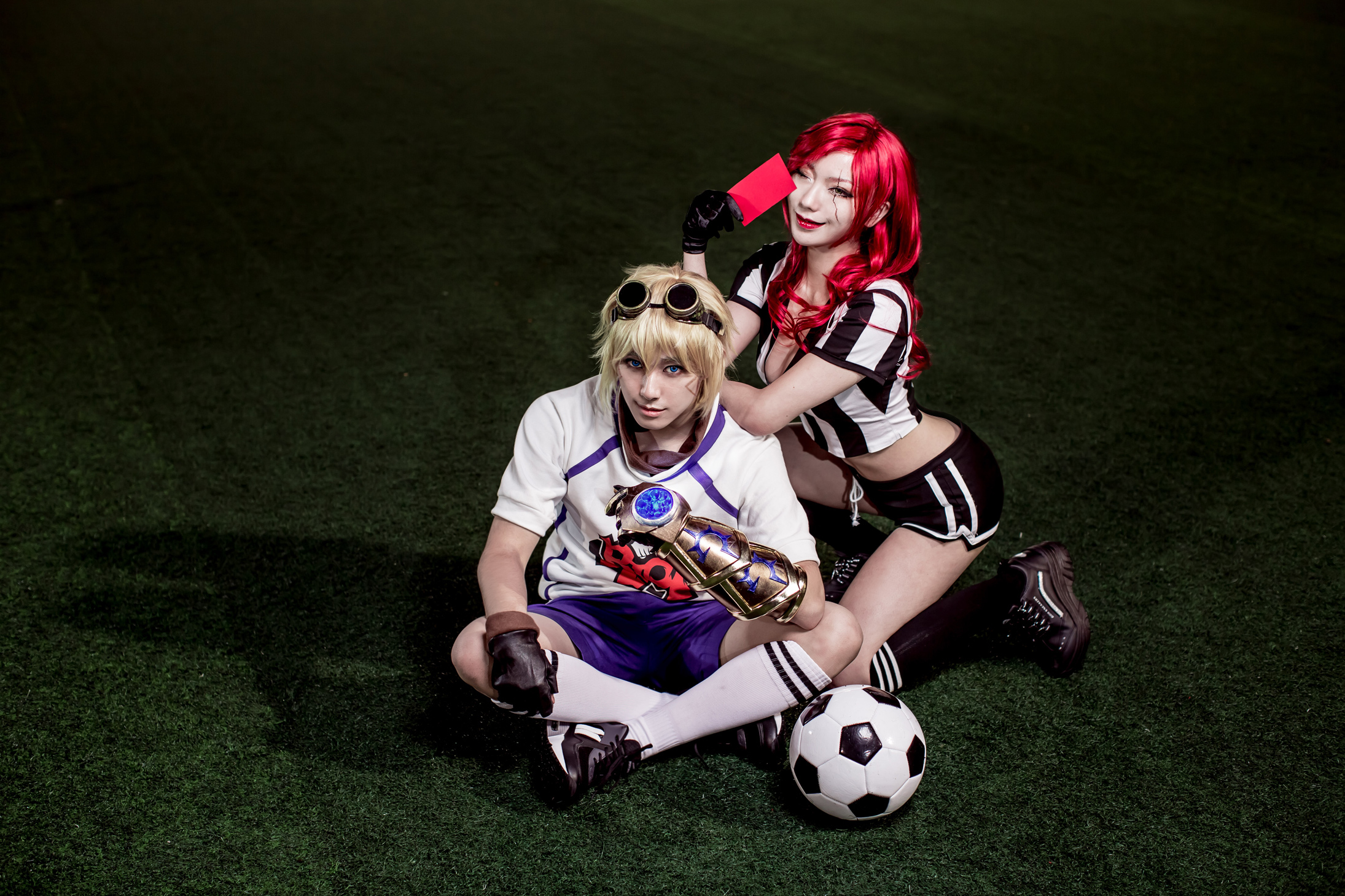 Đứng tim trước cosplay Katarina Trọng T&agrave;i v&agrave; Ezreal Tiền Đạo