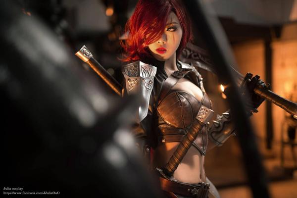 Nghẹt thở với cosplay Miss Fortune của Julia