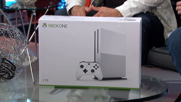 Microsoft công bố hai phiên bản Xbox One mới