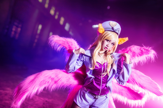 Mộ Tử đốn tim game thủ với cosplay Ahri Thần Tượng Âm Nhạc