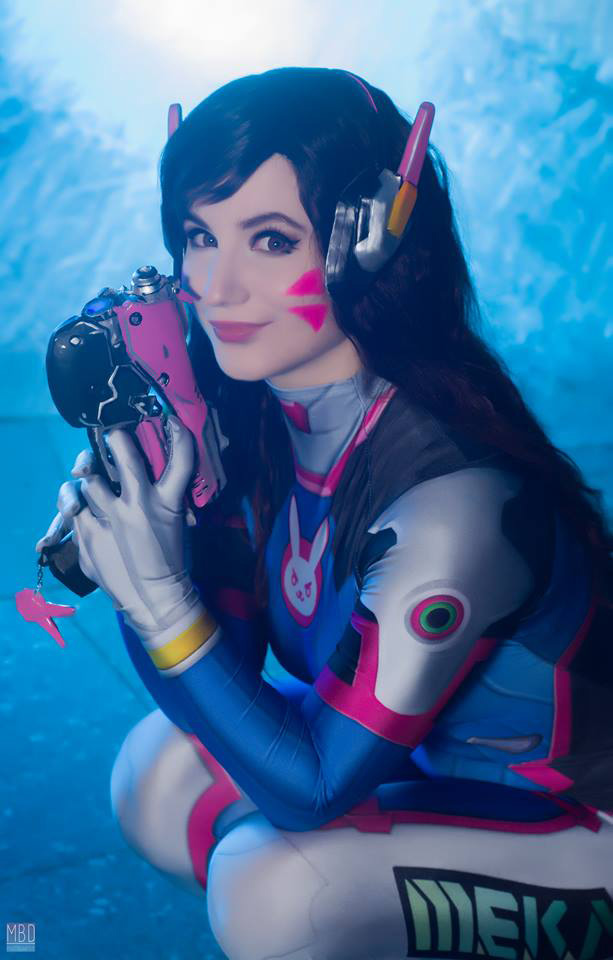 Overwatch: Cosplay D.Va và Mercy cực dễ thương của Calypsen