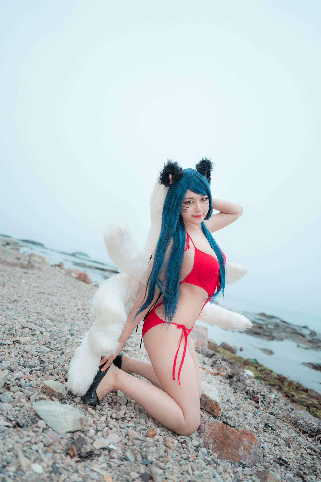 Cosplay Ahri Tiệc Bể Bơi siêu gợi cảm của Akhee