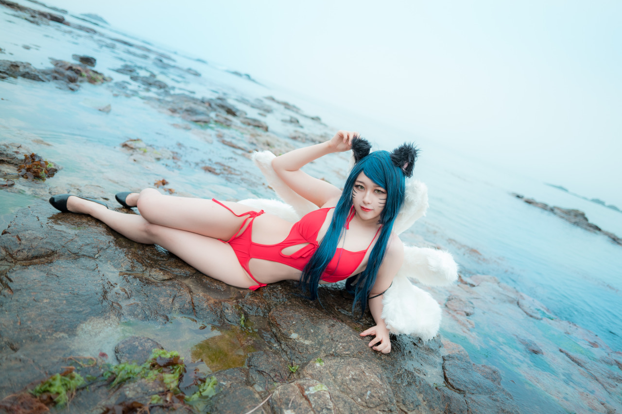 Cosplay Ahri Tiệc Bể Bơi siêu gợi cảm của Akhee