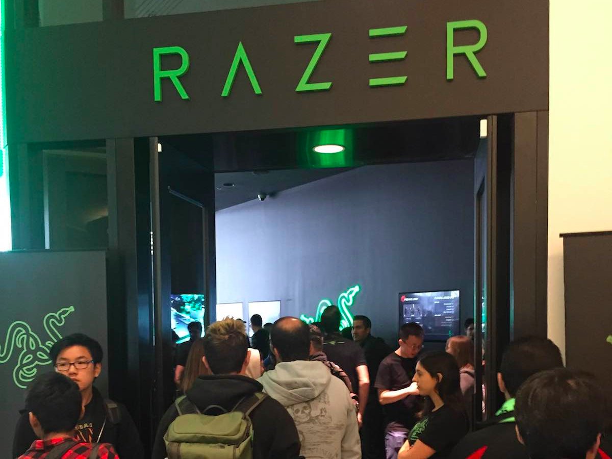 Razer mở cửa hàng hoành tráng tại Mỹ, tặng gear khủng cho fan đến xếp hàng